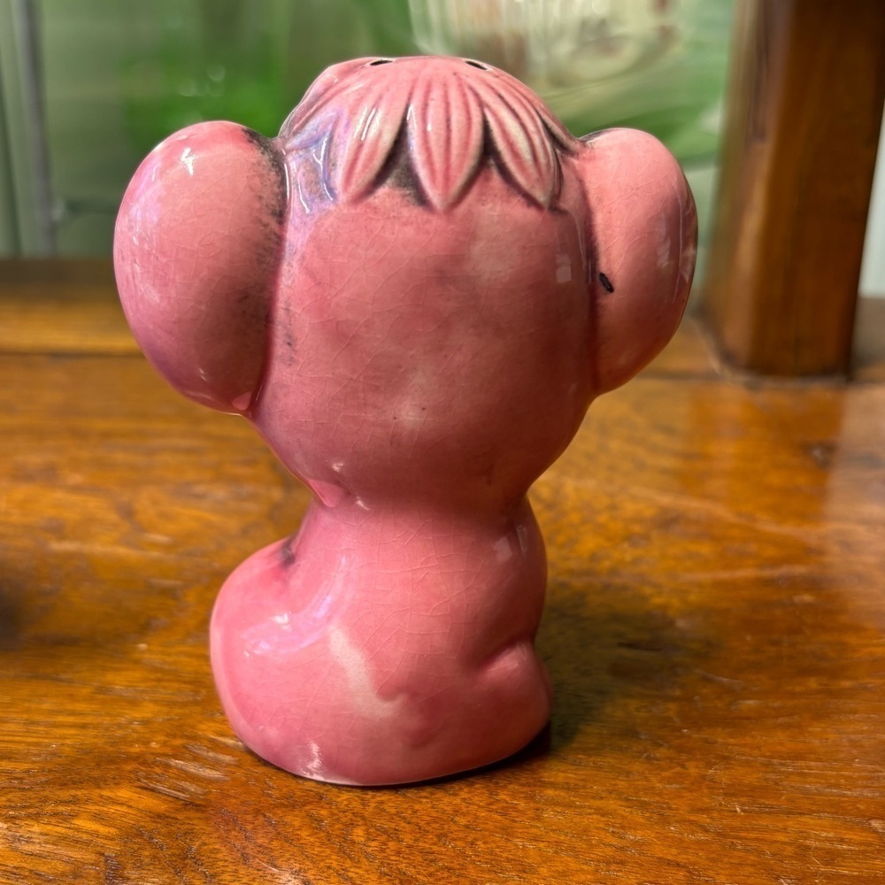 Vintage made in Japan anthropomorphic mouse salt and pepper shakers in pink - Picture 7 of 10